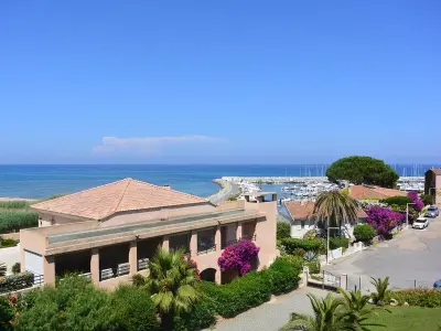 Appartement à Sari Solenzara, Studio climatisé avec piscine, à 150m de la plage et proche port et commerces - Sari-Solenzara - L883766