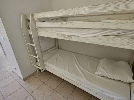 Studio climatisé avec piscine, à 150m de la plage et proche port et commerces - Sari-Solenzara - Photo 5