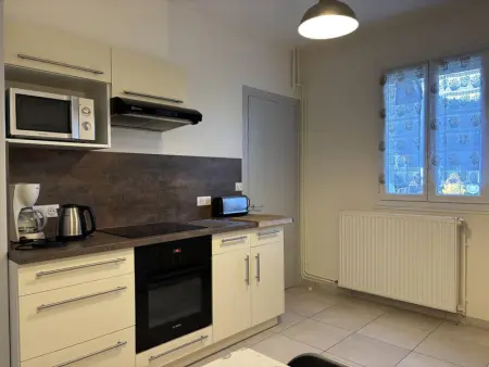 Maison confortable à Villard-de-Lans - 8 couchages, WiFi, parking gratuit, proche des pistes et du centre. - Photo 8