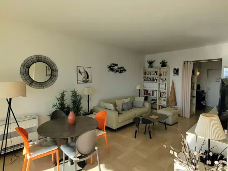 Appartement Moderne 4 Pers avec Clim et Parking, Villeneuve-Loubet Plage - Photo 1