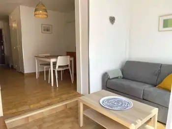Appartement à Balaruc les Bains, Grand T1 climatisé avec garage privatif proche des Thermes - Terrasse ensoleillée - L883847