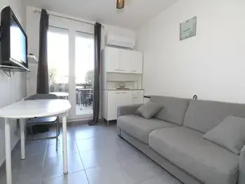 Appartement à Balaruc les Bains, Studio avec jardinet, proche Thermes, Wi-Fi, clim - Balaruc-les-Bains - L883867