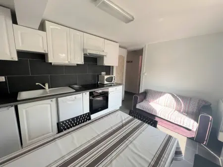 Coquet T1 Bis avec Terrasse en Rez-de-Jardin, Cambo-les-Bains - Photo 4