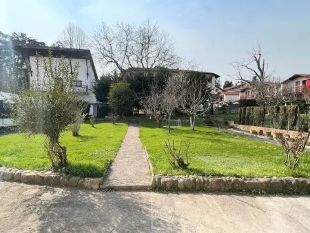 Coquet T1 Bis avec Terrasse en Rez-de-Jardin, Cambo-les-Bains - Photo 10
