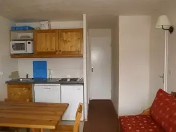 Appartement à Le Pleynet,Appartement rénové 2 pièces avec balcon à 50m des pistes FR-1-557A-19 N°979920