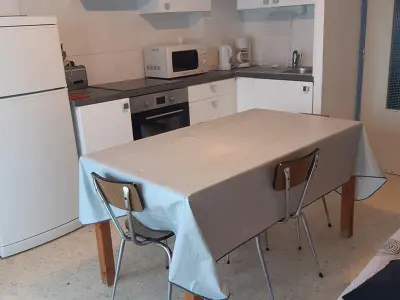 Appartement à Balaruc les Bains, Charmant F2 avec terrasse près de l'Étang de Thau, équipé pour 4 pers. et proche établissement thermal - L883970