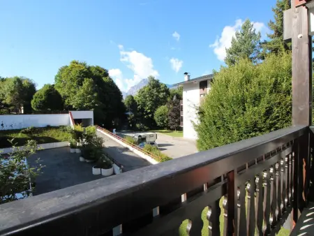 Appartement cosy 2 pièces pour 4 pers, proche centre et pistes, avec balcon, parking et équipements inclus - Photo 9