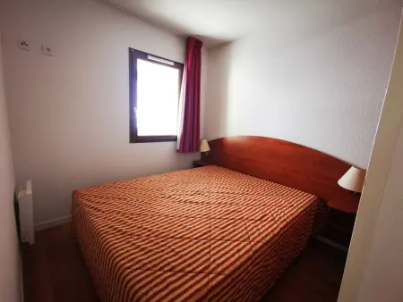 Duplex au calme 7 couchages, balcon sud, parking, piscine couverte, fitness, proche pistes et centre - Photo 4