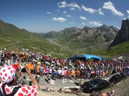 Duplex au calme 7 couchages, balcon sud, parking, piscine couverte, fitness, proche pistes et centre - Photo 14