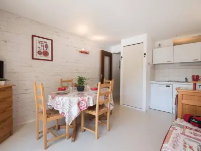 Appartement à Saint Lary Soulan, Appartement T3 pour 6 à Saint Lary Soulan avec balcon et parking privé - L884017