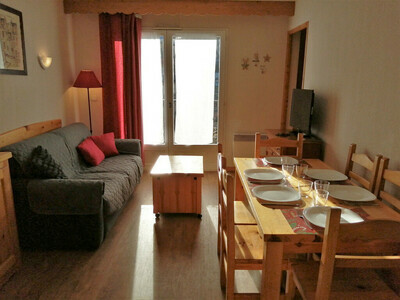 Appartement 2 pièces cabine pour 5/6 personnes situé au pied des télécabines, Appartement 6 personnes à Saint Gervais les Bains FR-1-576-18