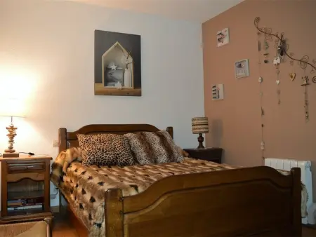 Appartement T3 au calme avec cheminée, balcon et cuisine équipée - Photo 4