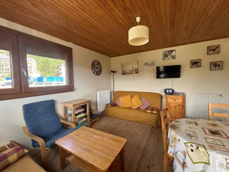 Appartement T4 Centre-ville avec balcon, cuisine équipée, TV, lave-vaisselle et lave-linge - Photo 3