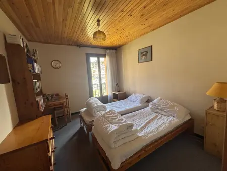 Appartement T4 Centre-ville avec balcon, cuisine équipée, TV, lave-vaisselle et lave-linge - Photo 6