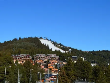 Joli studio cabine 4 pers, balcon, PKG, Bolquère-Pyrénées 2000 - Photo 9