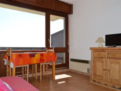 Wohnung in Font Romeu Odeillo Via, Studio cabine pour 4 personnes avec parking à Font-Romeu - L884135