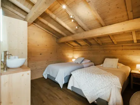 Chalet rénové 2020 pour 8 pers., proche pistes et village, garage, WIFI – La Clusaz - Photo 8