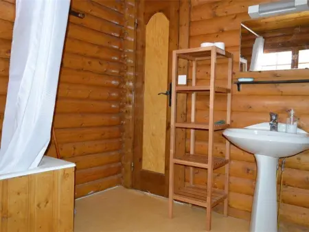 Chalet en Pierre avec Cheminée, 3 Chambres & Balcon, WIFI, Bolquère - 7 pers - Photo 4