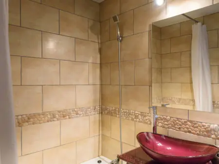 Appartement 2 pièces mezzanine avec parking privatif aux pieds des pistes, quartier calme des Fontanettes - Photo 1