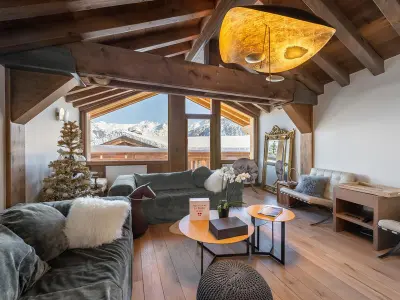 Chalet à Courchevel 1550, Chalet entièrement rénové au centre de Courchevel Village, idéal pour 10 adultes et 4 enfants - L831776