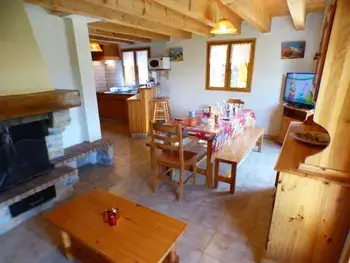 Chalet en Les Saisies,Chalet familial 4 pièces à Les Saisies, 8 pers, proche pistes, terrasse sud/ouest, en pleine nature FR-1-594-42 N°831779