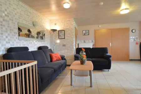 Anita, Maison à Burg Reuland avec sauna et terrasse - Photo 8
