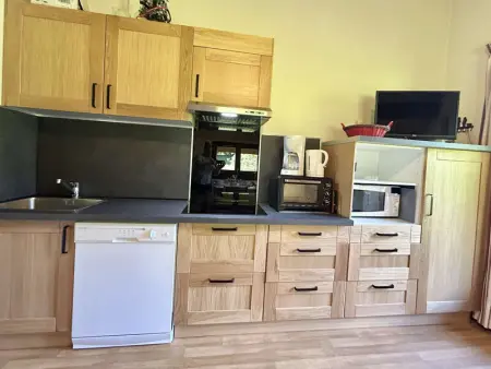 Appartement cosy 2 pièces, 6 couchages, balcon, garage et casier à skis, Demi-Quartier - Photo 5