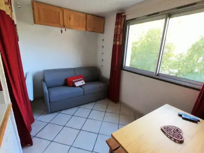 Appartement à Les Deux Alpes, Studio confortable proche des pistes avec équipements pratiques et acceptant les animaux - L884243