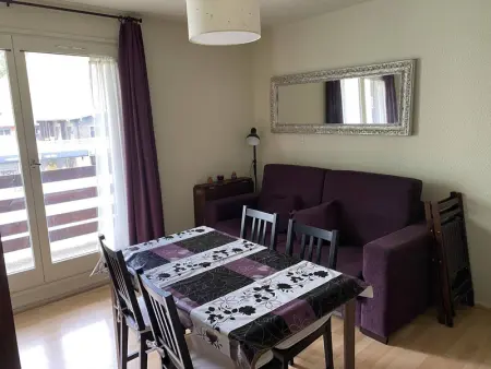 Appartement cosy 3 pièces pour 4 personnes avec balcon près des pistes - Photo 4