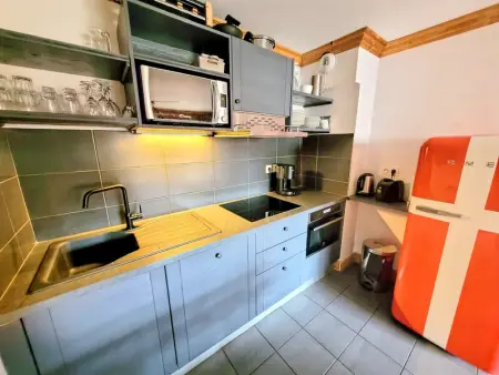 Appartement 4 étoiles aux Gets avec 2 chambres, cabine et terrasses, proche centre et pistes de ski - Photo 2