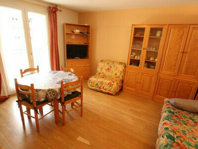 Location Appartement à Bagnères de Luchon,LUCHON CENTRE -2 PIECES CABINE - GRAND BALCON SUD - PARKING - N°884297