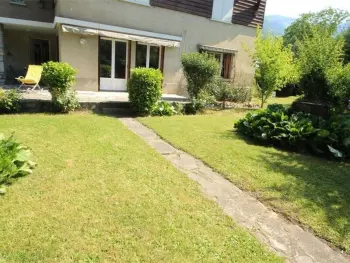 Appartement à Bagnères de Luchon,Appartement Spacieux 6 Pers. avec Jardin, Terrasse et Cheminée à Bagnères-de-Luchon FR-1-313-177 N°884315