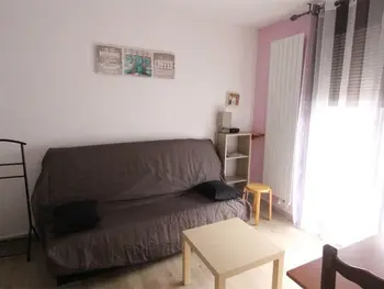 Apartamento en Bagnères de Luchon,Studio cosy à Luchon - Balcon, garage privé, animaux admis, télécabine à proximité FR-1-313-183 N°884318