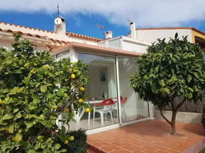 Maison à Saint Cyprien, Villa Plain-pied 6 Pers, Proche Plage/Port, Jardin, Clim, Wifi - Calme et Confort - L831796