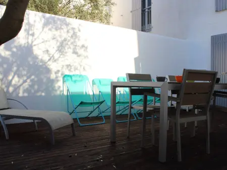Appartement 3 pièces, 4 couchages à St-Martin-de-Ré, accès direct au port, terrasse, parking et WiFi - Photo 3