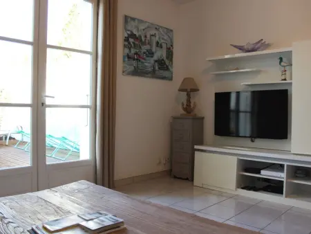 Appartement 3 pièces, 4 couchages à St-Martin-de-Ré, accès direct au port, terrasse, parking et WiFi - Photo 10