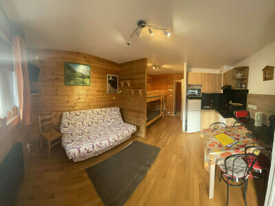 Location Appartement à Vars,Studio cabine à Vars pour 4 personnes idéalement situé FR-1-522-288 N°884375
