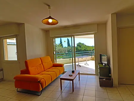 Spacieux 60m² 3⭐, terrasse piscine, proche plage - Photo 2