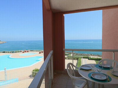 38m², Classé 2   Belle vue sur la mer, piscine et parking, Appartement 4 personnes à Sète FR-1-472A-147