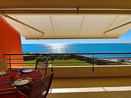 Appartement confortable 35m² avec terrasse et WIFI à Sète, 2 étoiles - Photo 8