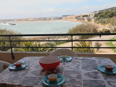 Appartement à Sète, Appartement 2 pièces, terrasse 14m², face plage, pour 6 personnes, classé 2* - L884412