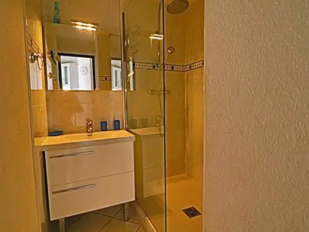 Appartement 2 pièces cabine pour 6 pers avec terrasse et parking - Photo 5