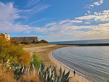Appartement climatisé avec terrasse et vue mer, parking - Photo 10