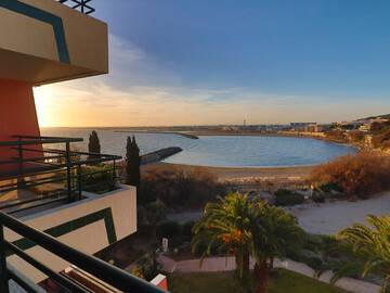 Location Appartement à Sète,42m² + terrasse 16m² face à la plage du Lazaret FR-1-472A-206 N°884431