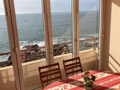 Appartement à Sète, Superbe T3 44m² avec loggia et piscine, parking inclus, face à la mer, 2⭐️ - L884441