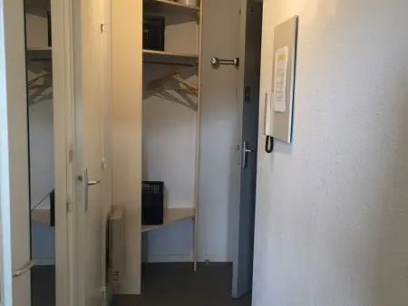 Studio 4 pers. au pied des pistes avec balcon, ascenseur, parking gratuit, casier à skis et équipement complet - Photo 1