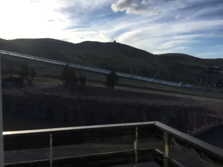 Studio 4 pers. au pied des pistes avec balcon, ascenseur, parking gratuit, casier à skis et équipement complet - Photo 8