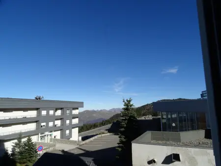 Studio cosy 4 pers, ski aux pieds, casier à skis, parkings gratuits, équipement complet inclus. - Photo 9