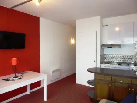 Studio 6 pers au pied des pistes avec balcon, casier à skis et parking gratuit - Photo 1