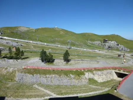 Studio 4 pers, proche pistes avec balcon et parking - Photo 9